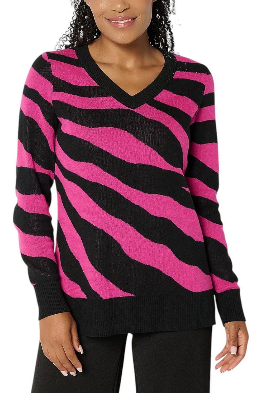 Brandis Women's Graphic V-Neck Intarsia Sweater Black - Regular